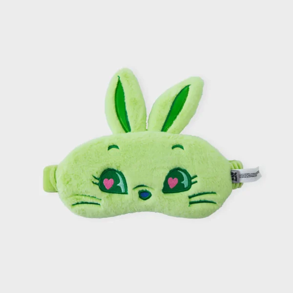 NEWJEANS TOKKI PLUSH EYE MASK vert NEWJEANS | Tokki Plush Eye Mask – Image 1